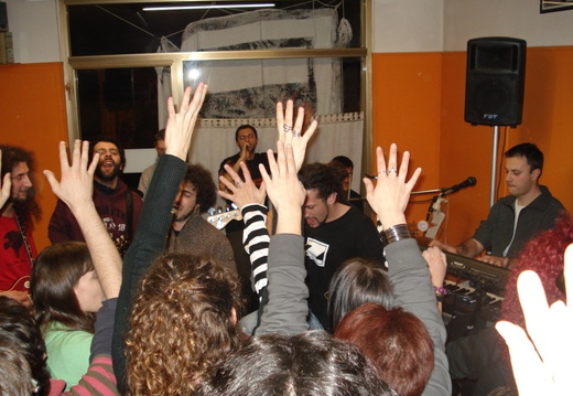 Zazzi E I Suoi Ragazzi Opera Omnia - Live @ Mal De Bal - Mostra le foto alle radici dell'album Zazzi E I Suoi Ragazzi Opera Omnia - Live @ Mal De Bal